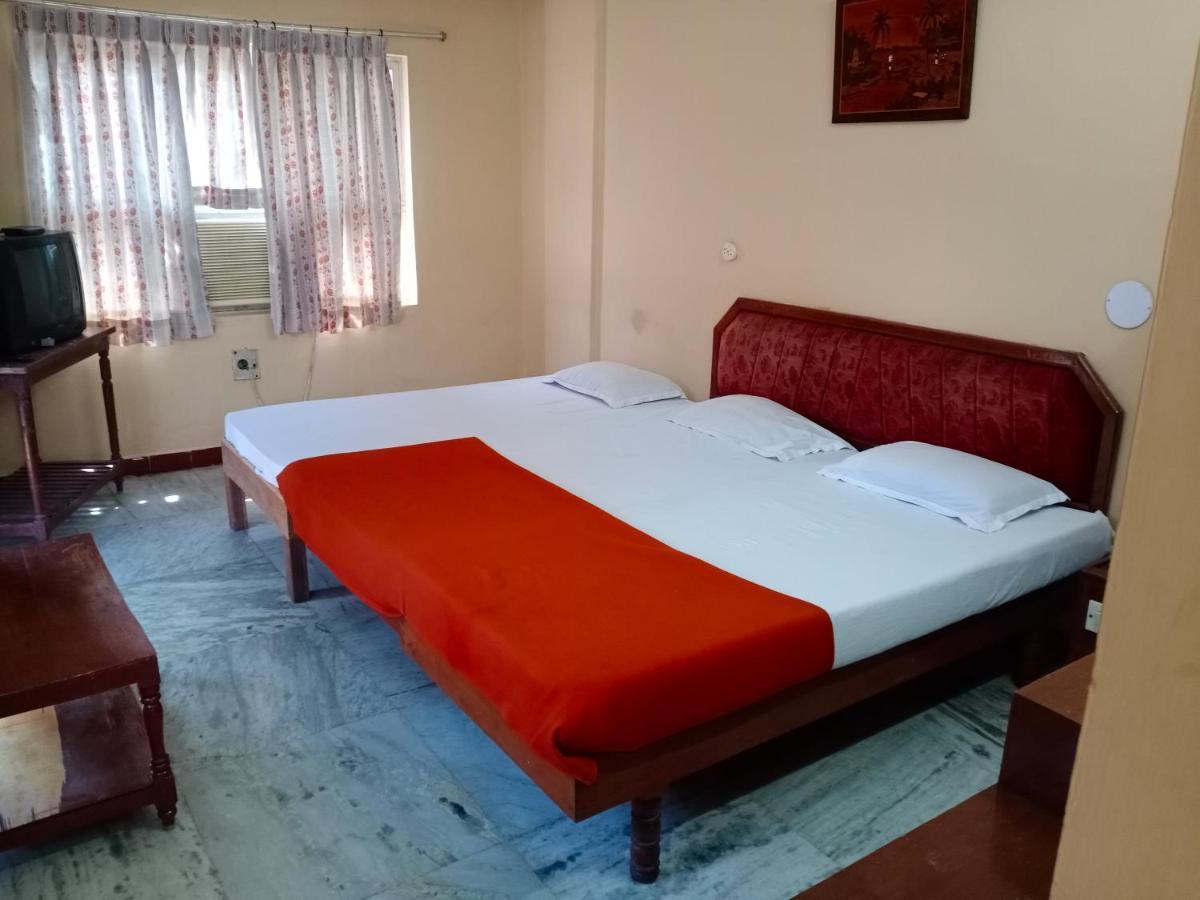 פונדיצ'רי Hotel Soorya Internatinol מראה חיצוני תמונה